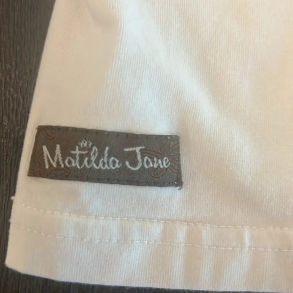 Matilda Jane Puff Sleeve Collared 2 Shirts (1 White and 1 Navy) Size 6